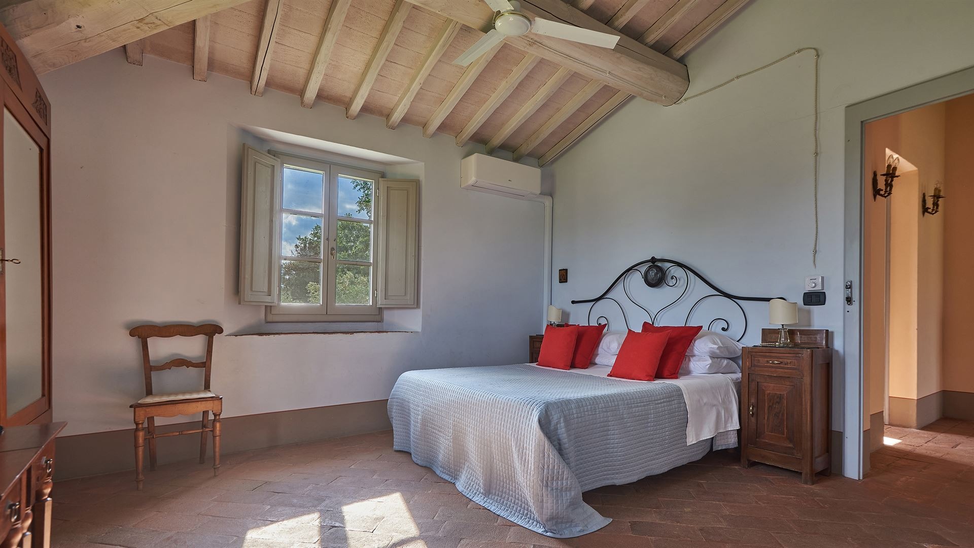 Villa dei cavalli (36)